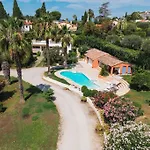 Villa Dream 300m2 & Stunning 4000m2 Private Garden