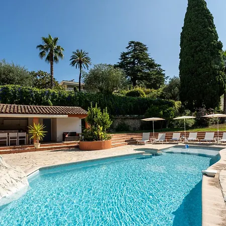 Villa Dream 300m2 & Stunning 4000m2 Private Garden