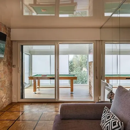 Dream 300m2 & Stunning 4000m2 Private Garden