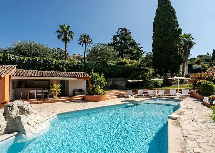 Dream 300m2&stunning 4000m2 Private Garden Villa