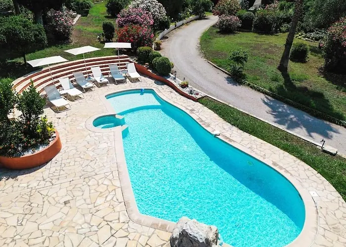 Dream 300m2&stunning 4000m2 Private Garden
