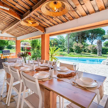 빌라 Dream 300m2 & Stunning 4000m2 Private Garden